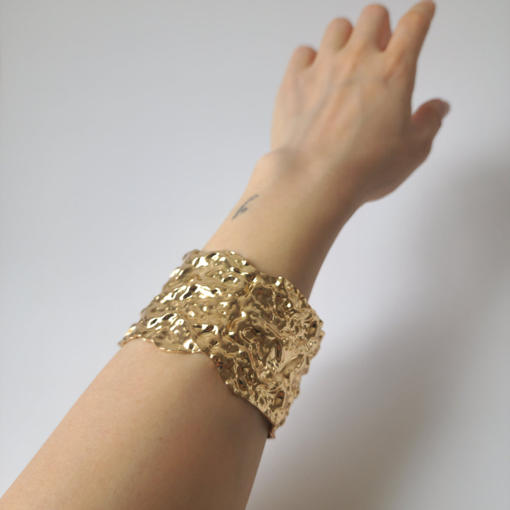 18K Gold Retro 90s Organic Bangle Bracelet Chunky Minimalist Womens Jewelry