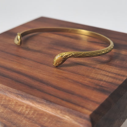 18K Gold Dainty Minimalist Thin Snake Bangle Bracelet Serpent Womens Jewelry