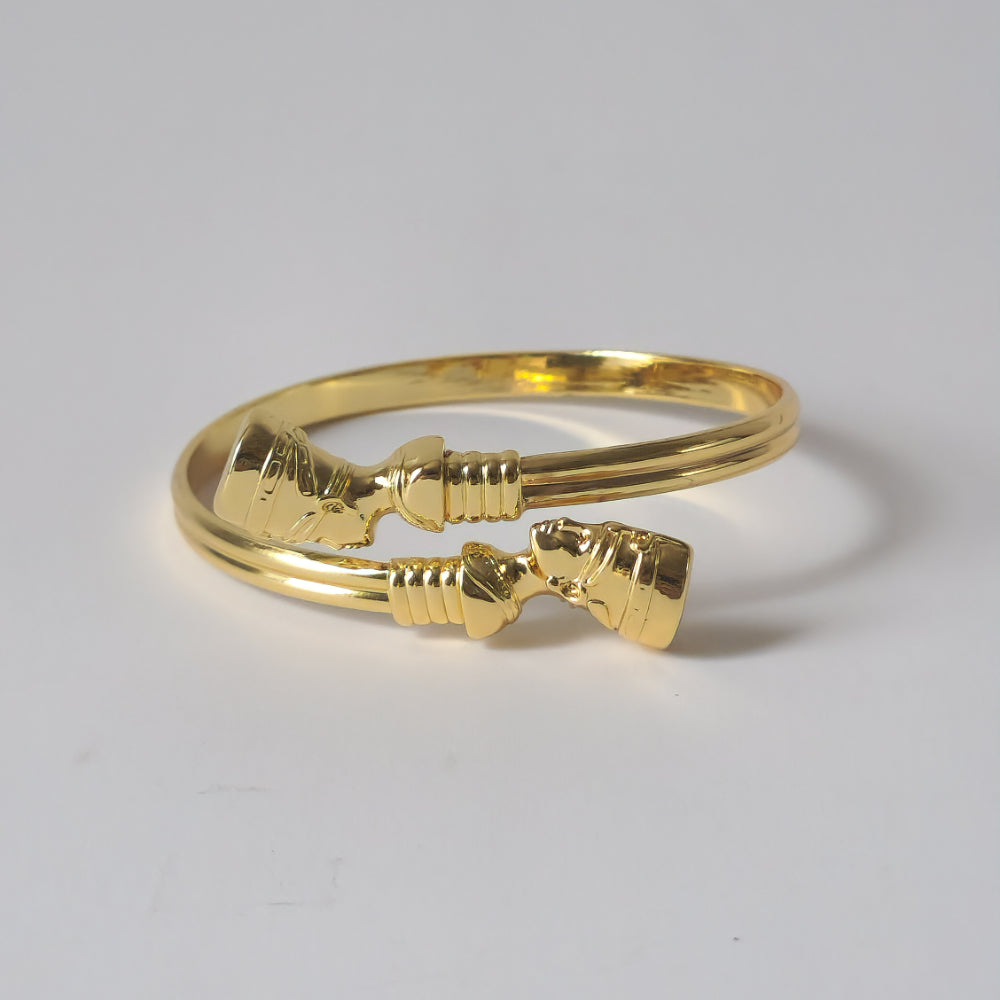18K Gold Egyptian Nefertiti Bangle Bracelet Ancient Queen Womens Jewelry