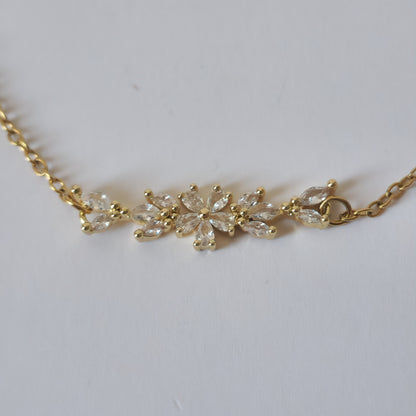 18K Gold Dainty Minimalist Flower Anklet Ankle Bracelet Womens Summer Jewelry
