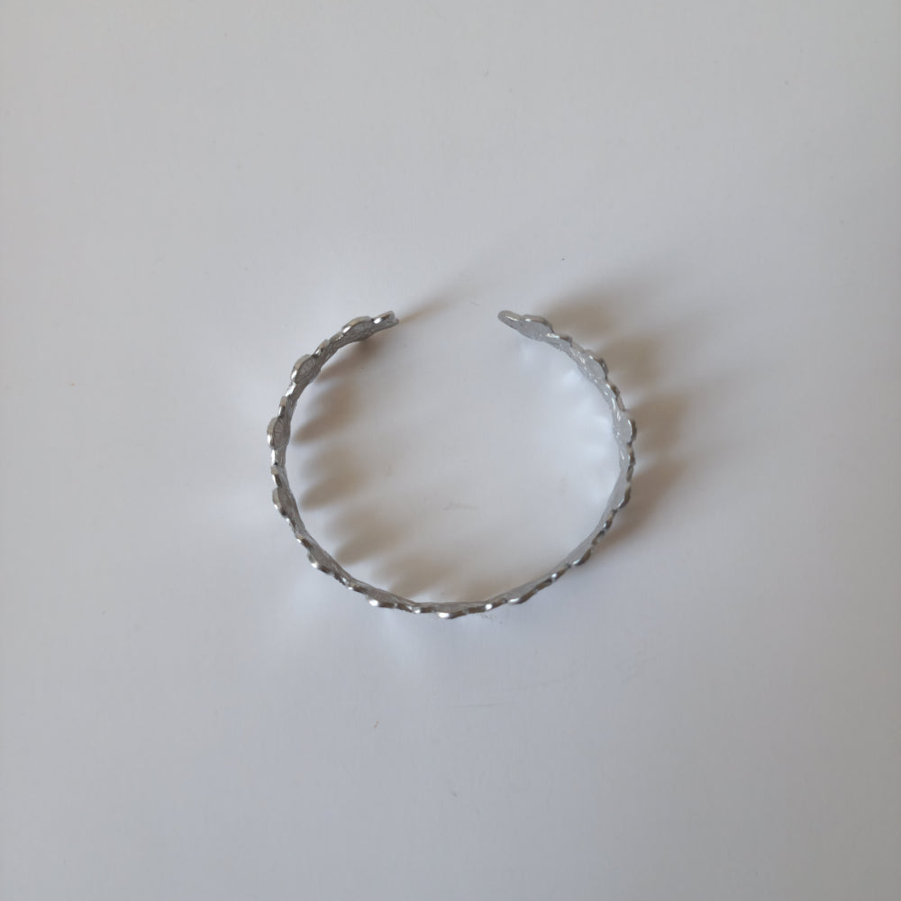 Silver Dainty Minimalist Daisy Bangle Bracelet Floral Womens Jewelry