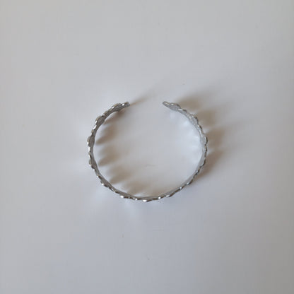 Silver Dainty Minimalist Daisy Bangle Bracelet Floral Womens Jewelry