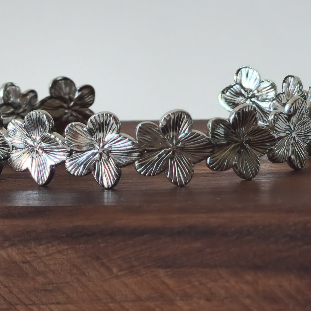 Silver Dainty Minimalist Daisy Bangle Bracelet Floral Womens Jewelry