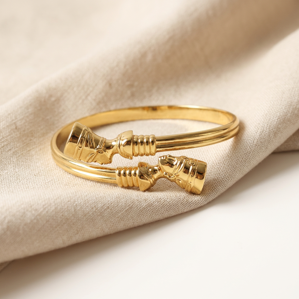 Nefertiti Gold Bangle