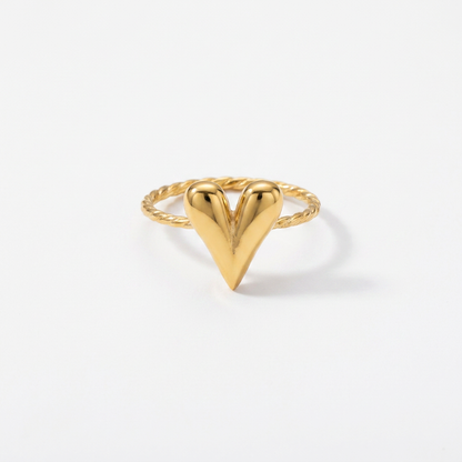 Retro Heart Gold Ring