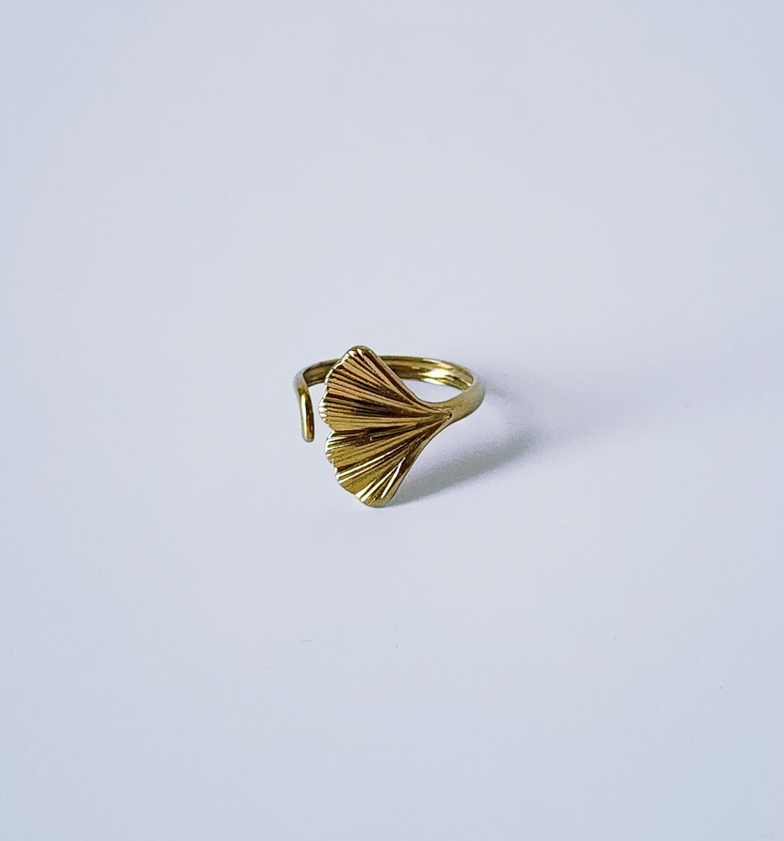 Ginkgo Leaf Gold Ring