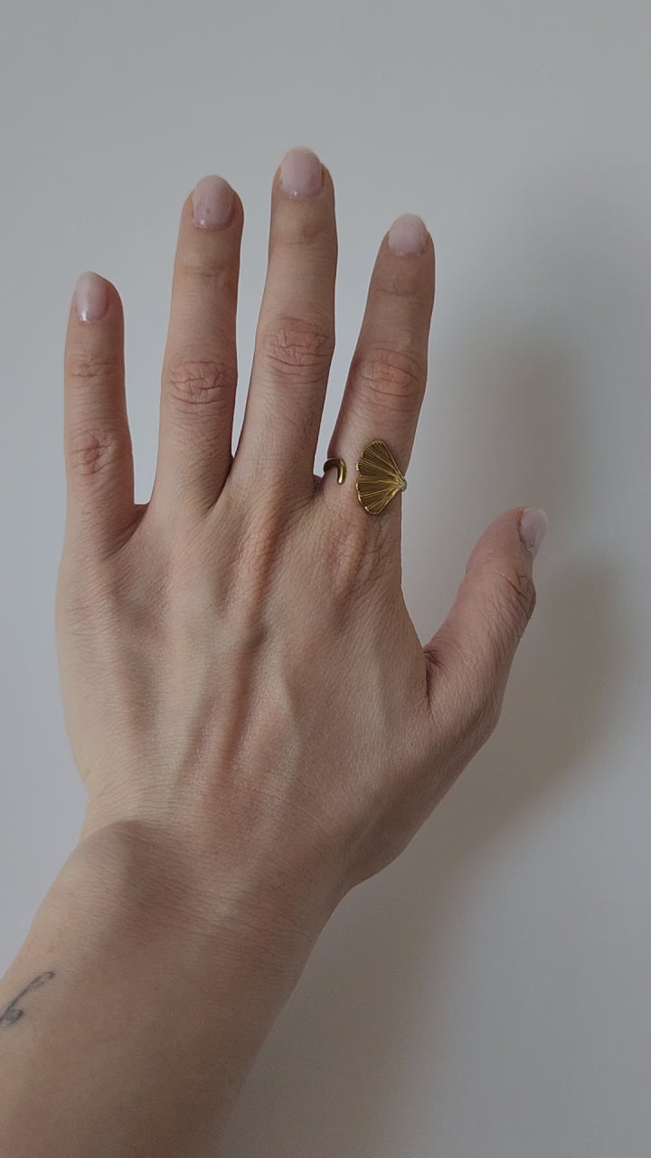 18K Gold Dainty Ginkgo Ring for Women, Adjustable Minimalist Leaf Nature Band