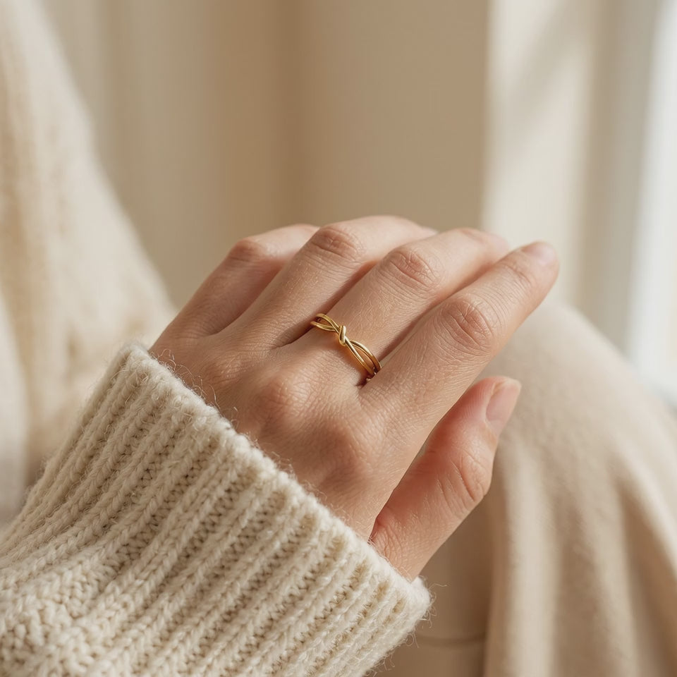 Knot Gold Ring