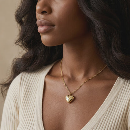 Dainty Heart Gold Necklace