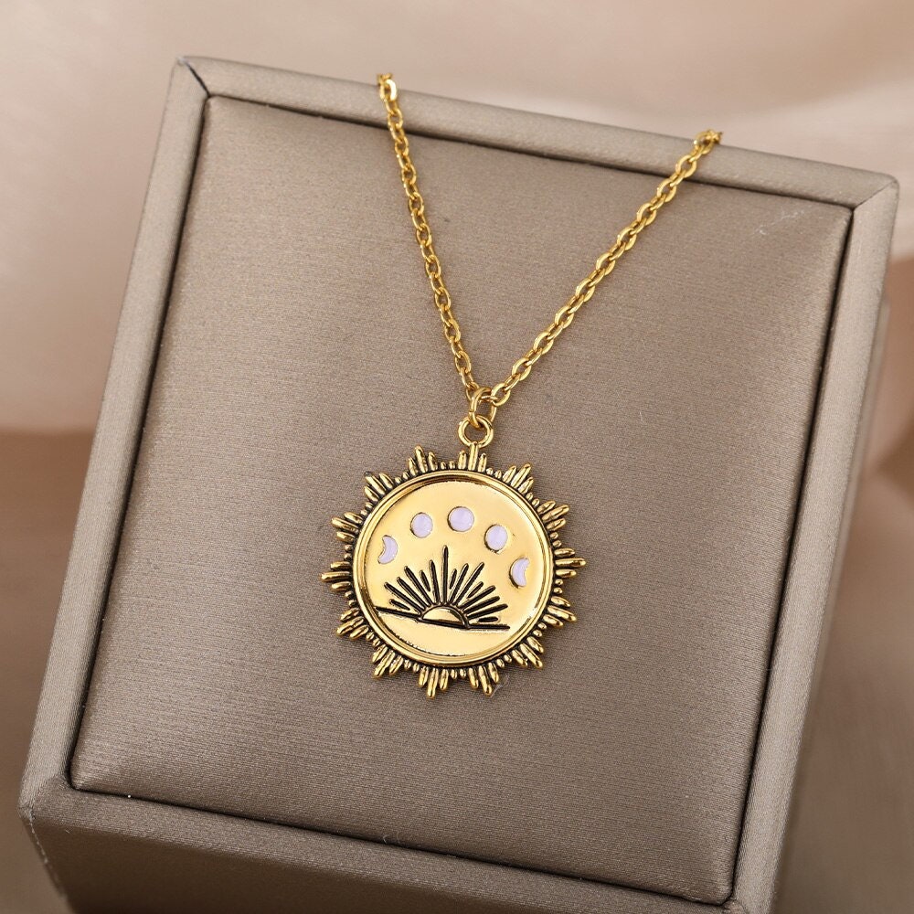 18K Gold Sun Pendant, Gold Sun Charm, Gold Sun Necklace for Women, Gift for Her