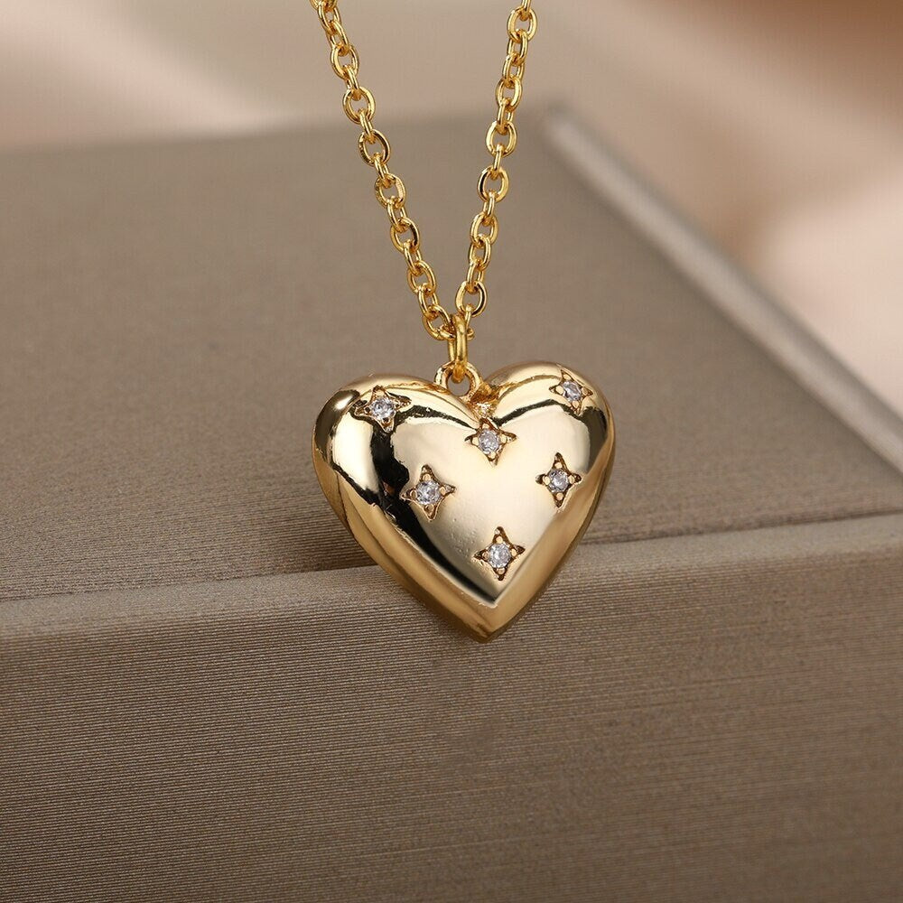 Delicate Heart Charm Pendant, 18K Gold Heart Necklace, Punk Heart Fashion Necklace for Women, Gift for Her