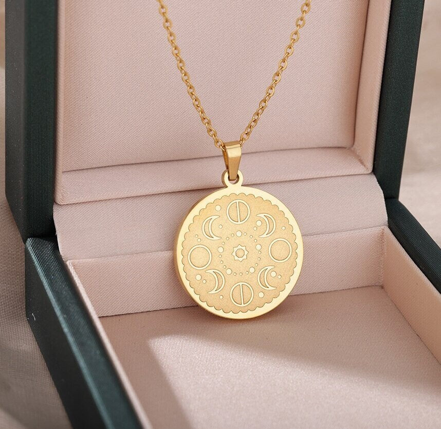 18K Gold Moon Medallion Charm, Gold Moon Necklace, Moon Phase Fashion Necklace for Women, Gift for Her