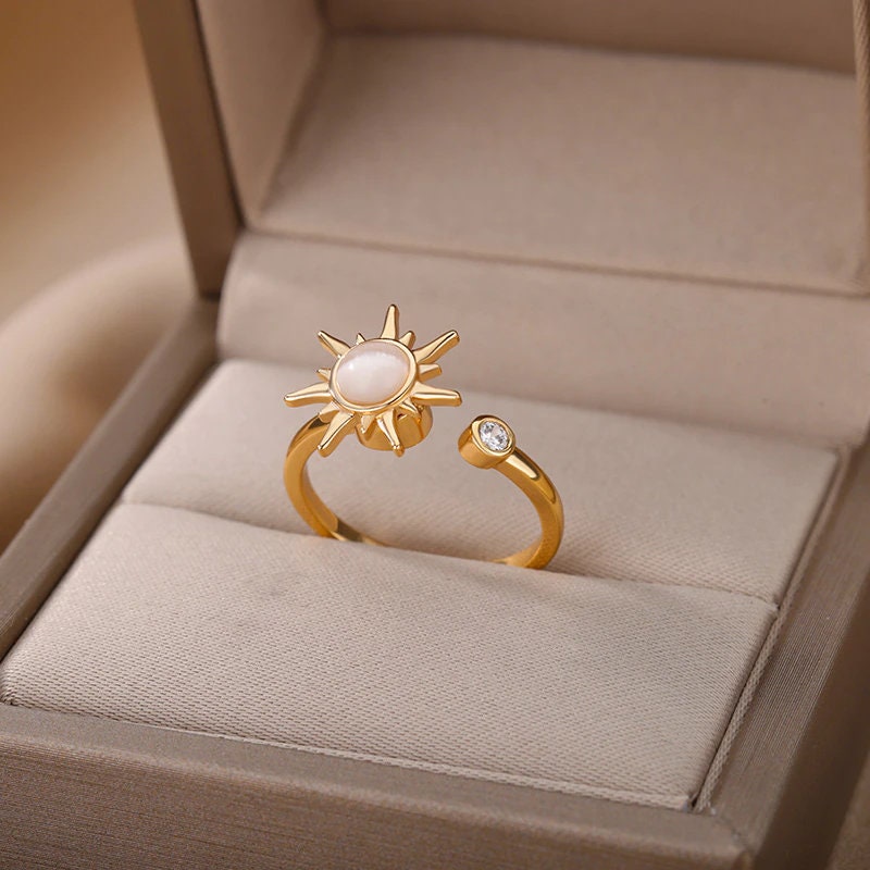 Gothic Sun Ring, 18K Gold Sun Ring, Mood Tracker Ring, 18K Gold Anxiety Ring, Gothic Sun Fashion Ring for Women, Gift for Her