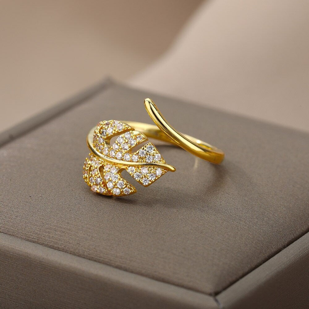 18K Gold Leaf Ring, Crystal Leaf Ring, Punk Crystal Ring, Punk Leaf Ring, Leaf Fashion Ring for Women, Gift for Her