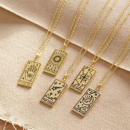 Dainty Tarot Card Charm, Minimalistic Tarot Card, 18K Gold Tarot Card, Gothic Tarot Card Fashion Necklace for Women, Gift for Her