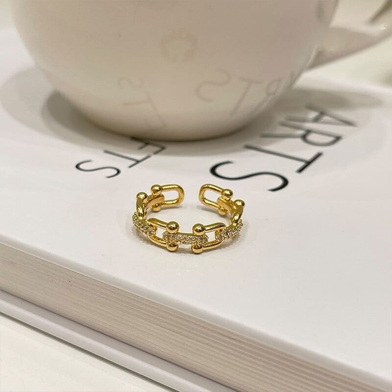 Elegant Link Ring, 18K Gold Link Ring, Crystal Link Ring, Punk Link Ring, Fashion Ring for Women, Gift for Her