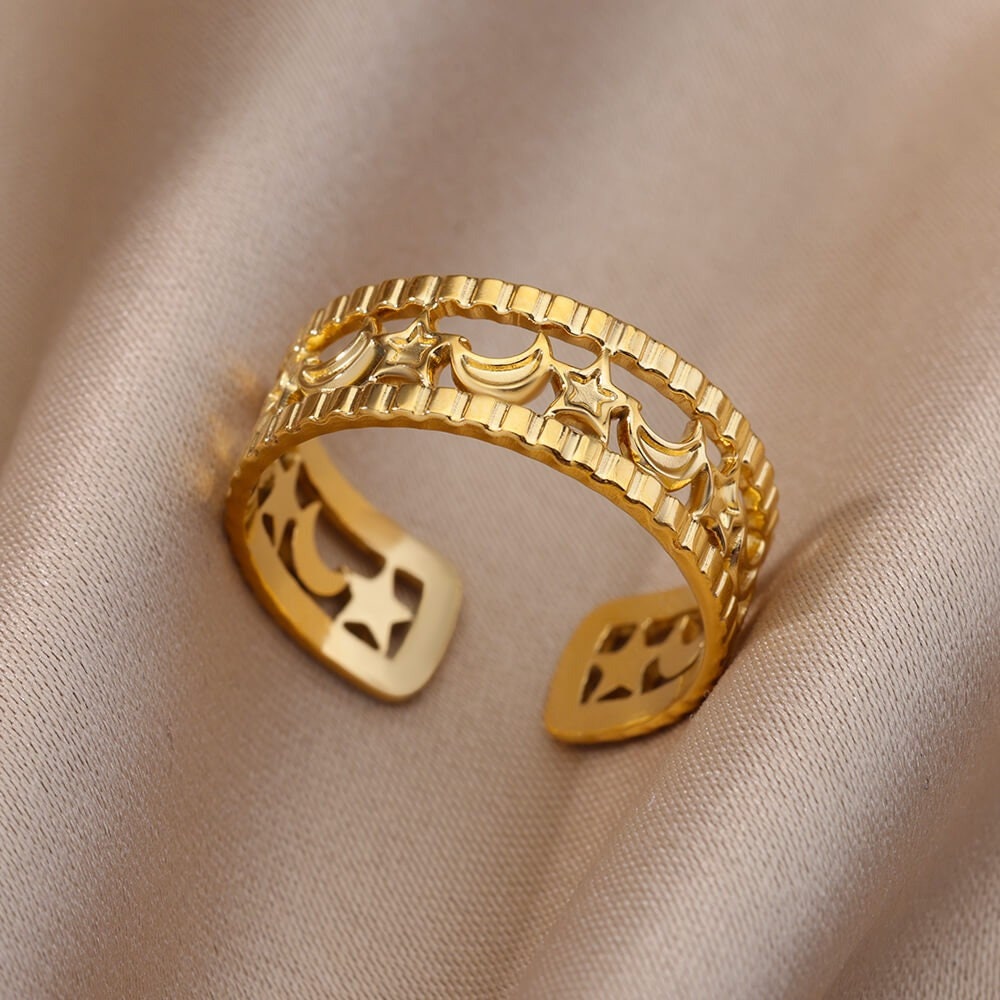 Cute Moon Ring, Cute Stars Ring, 18K Gold Moon Ring, Gold Stars Ring, Celestial Fashion Ring for Women, Gift for Her