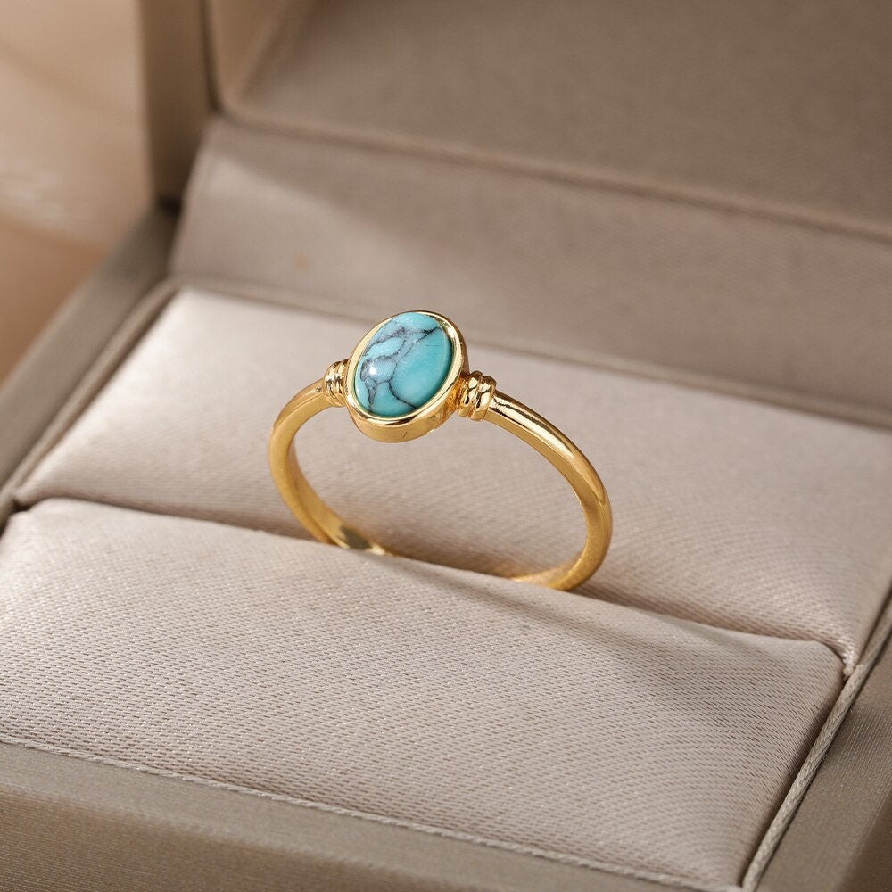 Dainty Moonstone Ring, 18K Gold Moonstone Ring, Oval Moonstone Ring, Moonstone Fashion Ring for Women, Gift for Her