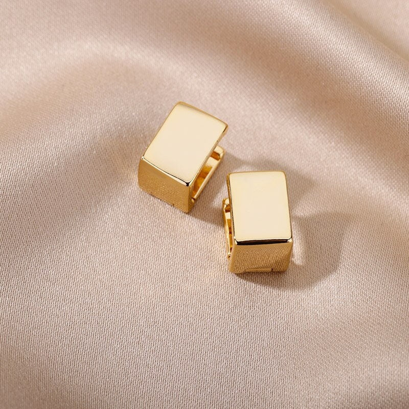 Boxy Stud Earrings, 18K Gold Box Earrings, Minimalistic Gold Earrings, Fashion Earrings for Women, Gift for Her