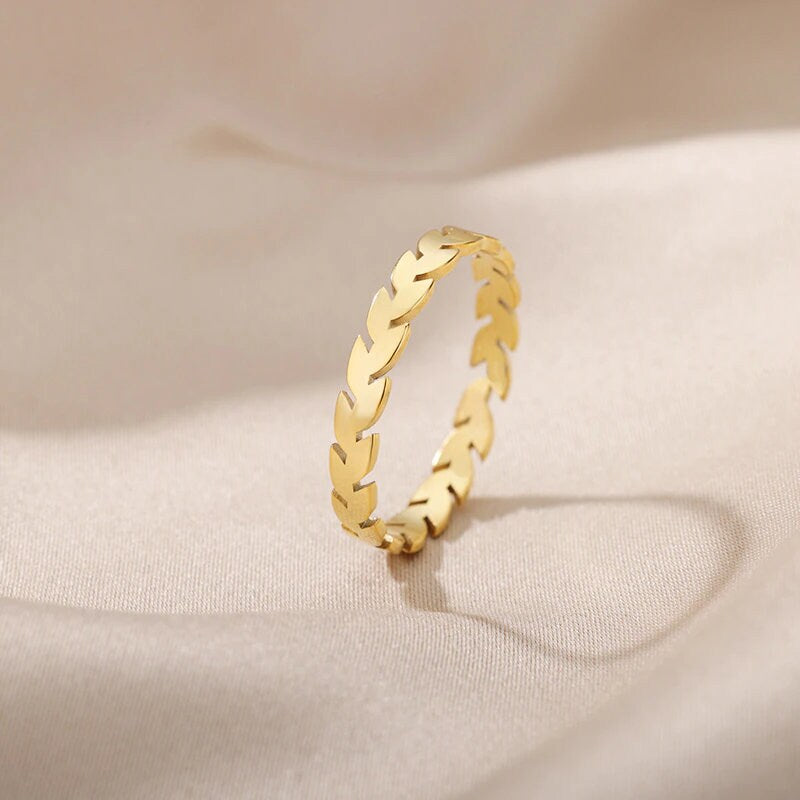 18K Gold Wreath Ring, Greek Wreath Ring, Dainty Greek Ring, Dainty Wreath Ring, Greek Fashion Ring for Women, Gift for Her