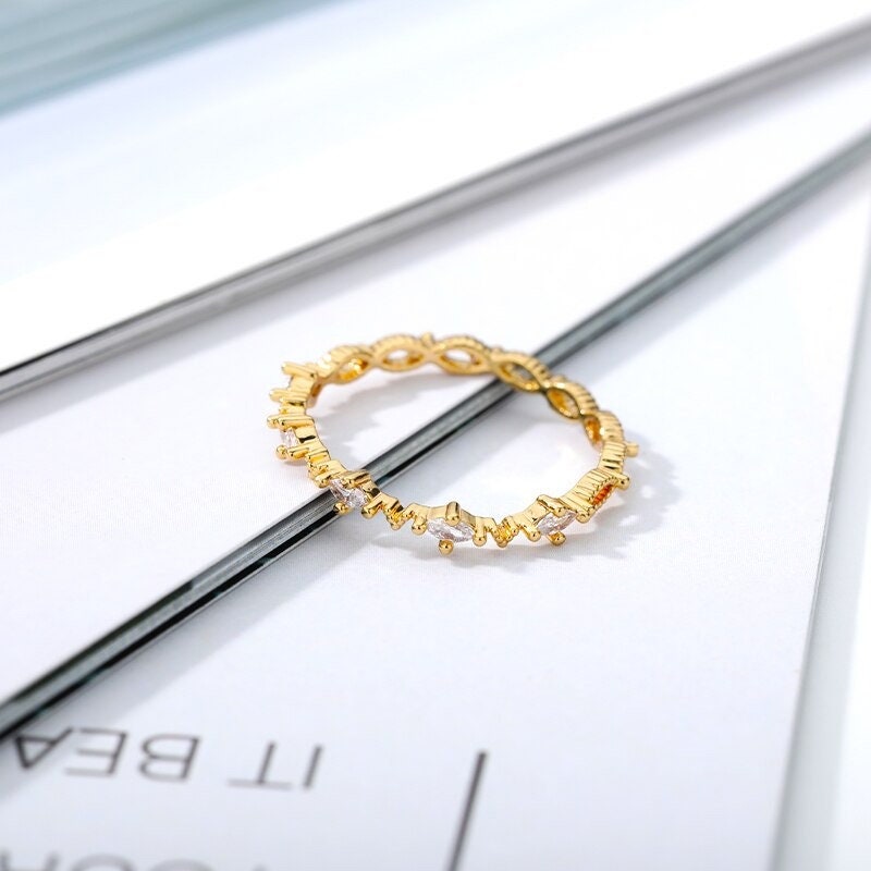 Dainty Twist Ring, 18K Gold Twist Ring, Hippie Twist Ring, Hippie Fashion Ring for Women, Gift for Her