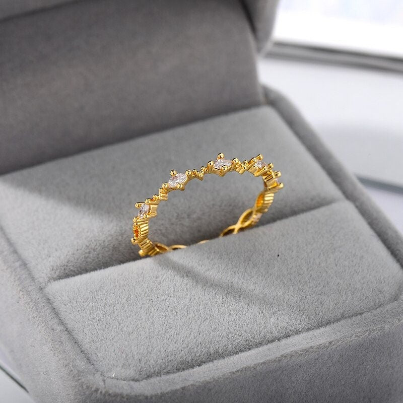 Dainty Twist Ring, 18K Gold Twist Ring, Hippie Twist Ring, Hippie Fashion Ring for Women, Gift for Her