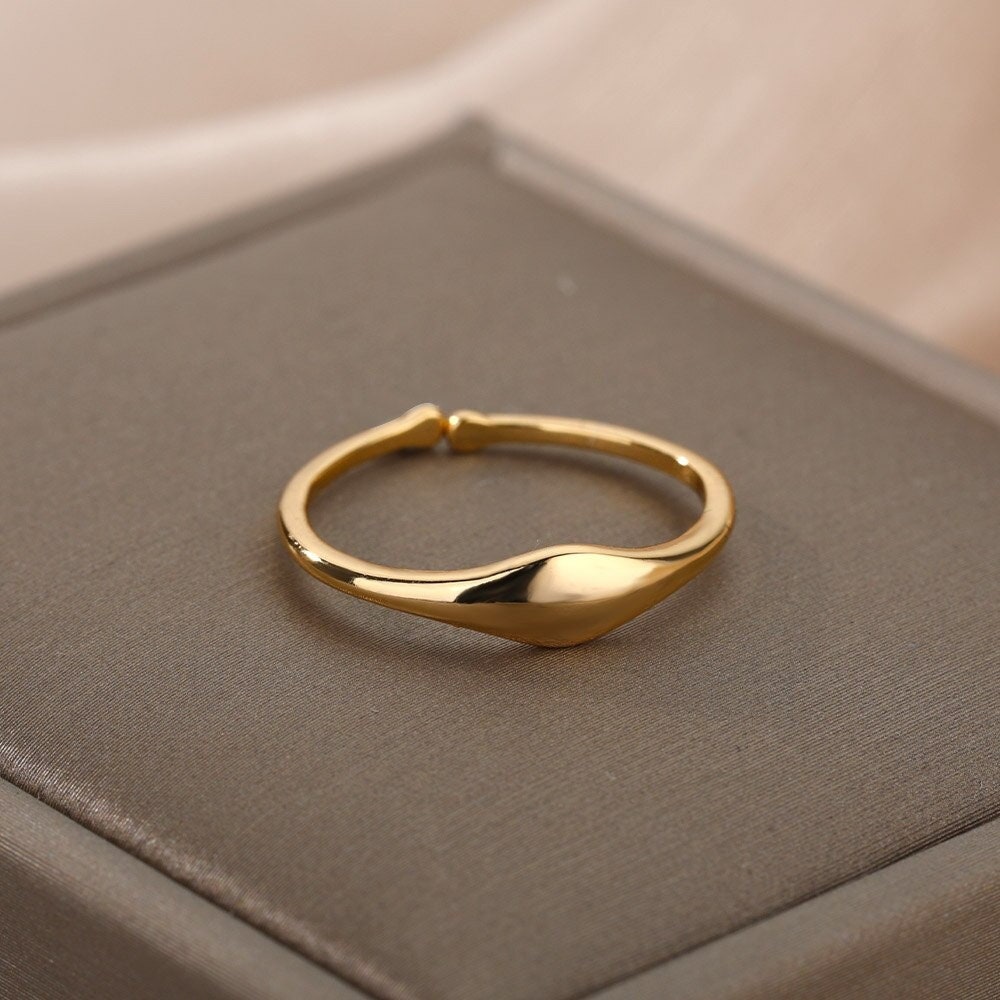 Dainty Ring, 18K Gold Dainty Ring, Minimalistic Ring, Gold Wrap Ring, Dainty Fashion Ring for Women, Gift for Her