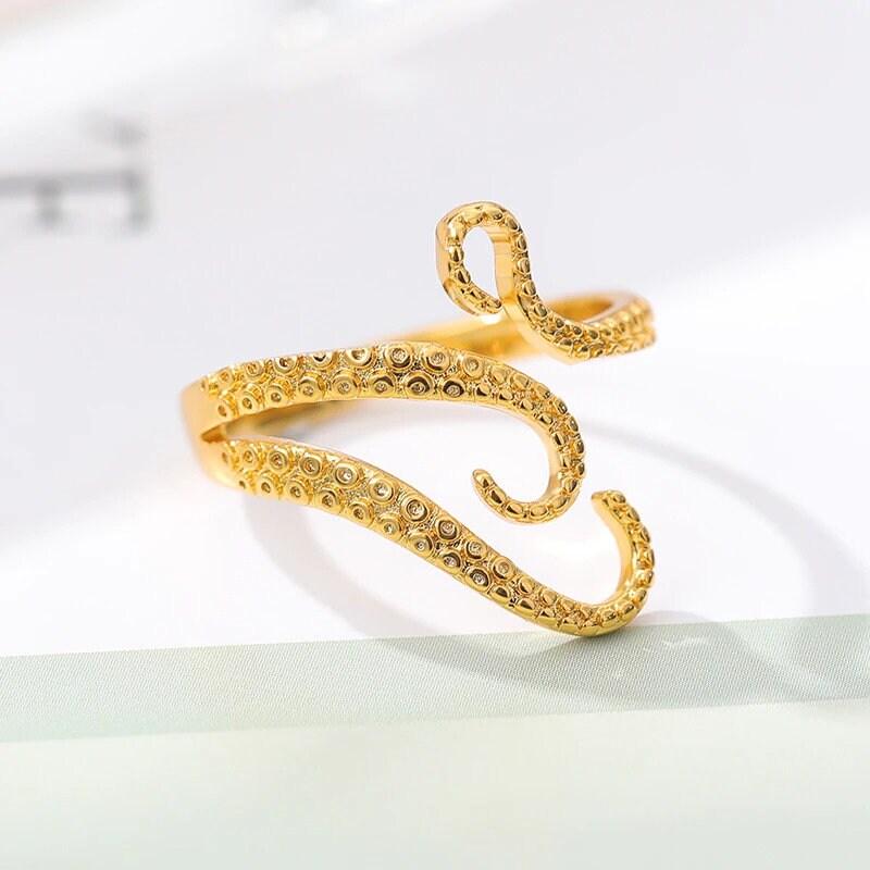 Punk Octopus Legs Wrap Ring, Gold Tentacles Wrap Ring, 18K Gold Plated, Punk, Gothic