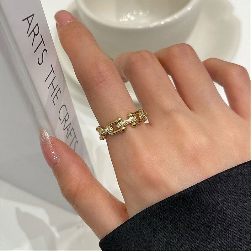 Elegant Link Ring, 18K Gold Link Ring, Crystal Link Ring, Punk Link Ring, Fashion Ring for Women, Gift for Her