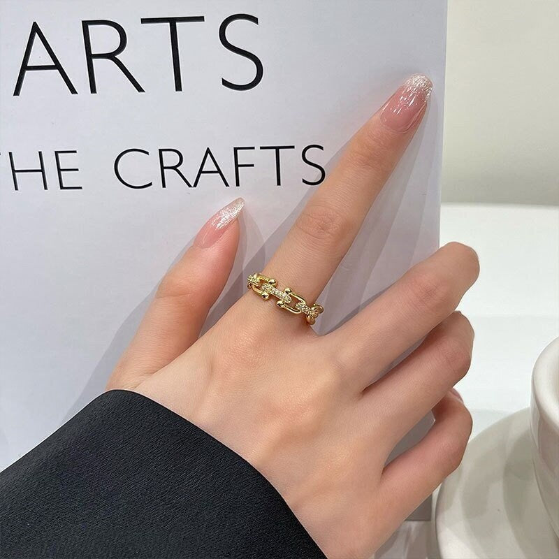 Elegant Link Ring, 18K Gold Link Ring, Crystal Link Ring, Punk Link Ring, Fashion Ring for Women, Gift for Her