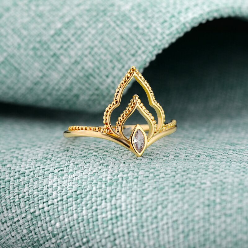 Elegant Tiara Ring, 18K Gold Tiara Ring, Gold Crown Ring, Tiara Fashion Ring for Women, Gift for Her