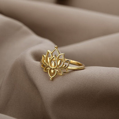 18K Gold Lotus Ring, Gold Lotus Flower, Dainty Flower Ring, Lotus Flower Ring, Lotus Fashion Ring for Women, Gift for Her