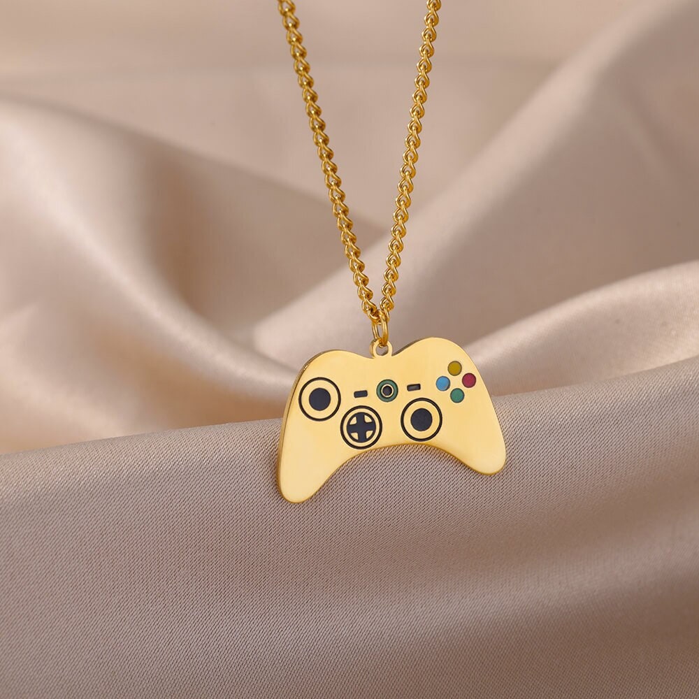 Punk Gamer Necklace, 18K Gold Gamer Necklace, Controller Pendant, Punk Necklace for Women, Gift for Her