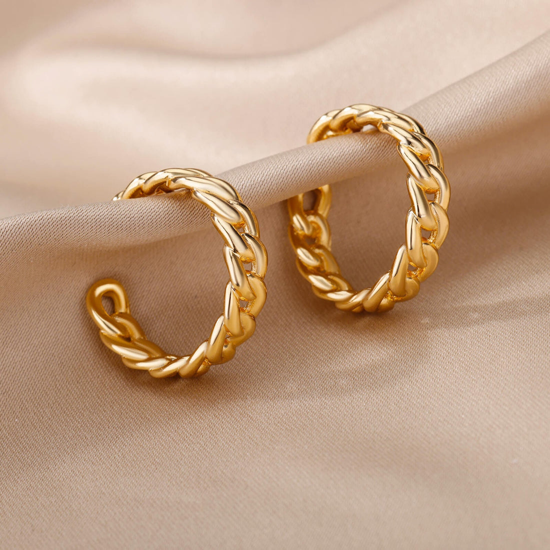 Punk Cuban Link Hoops, 18K Gold Everyday Earrings, Gothic Dainty Minimalist Jewelry, Delicate Handmade for Women, Gift for Her