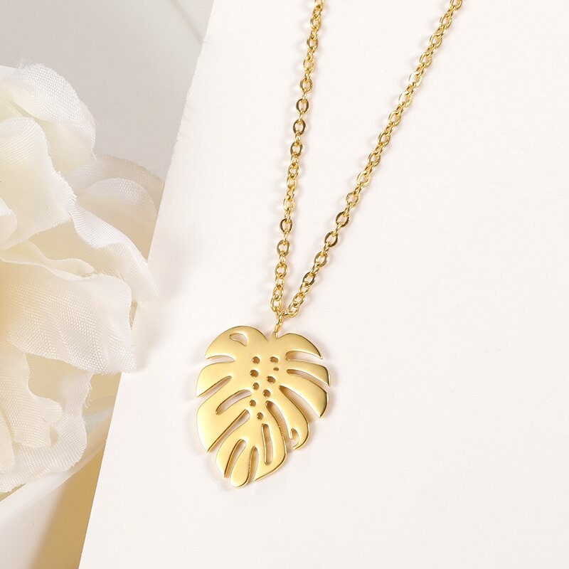 Boho Hippie Palm Leaf Pendant, 18K Gold Layered Yogi Necklace, Dainty Minimalist Jewelry, Delicate Handmade for Women, Gift for Her