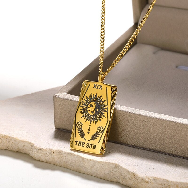 Punk Fortune Tarot Card Pendant, 18K Gold Layered Necklace, Gothic Dainty Minimalist Jewelry, Delicate Handmade for Women, Gift for Her