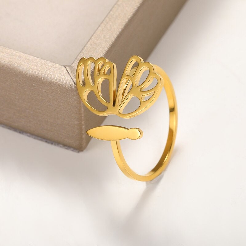 Boho Butterfly Contour, 18K Gold Yogi Stackable Ring, Dainty Minimalist Jewelry, Delicate Handmade for Women, Gift for Her