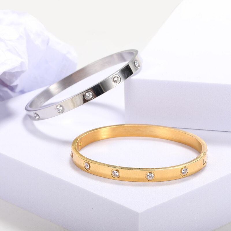 Punk Roman Numerals Bangle, 18K Gold Layered Gothic Bracelet, Dainty Minimalist Jewelry, Delicate Handmade for Women, Gift for Her