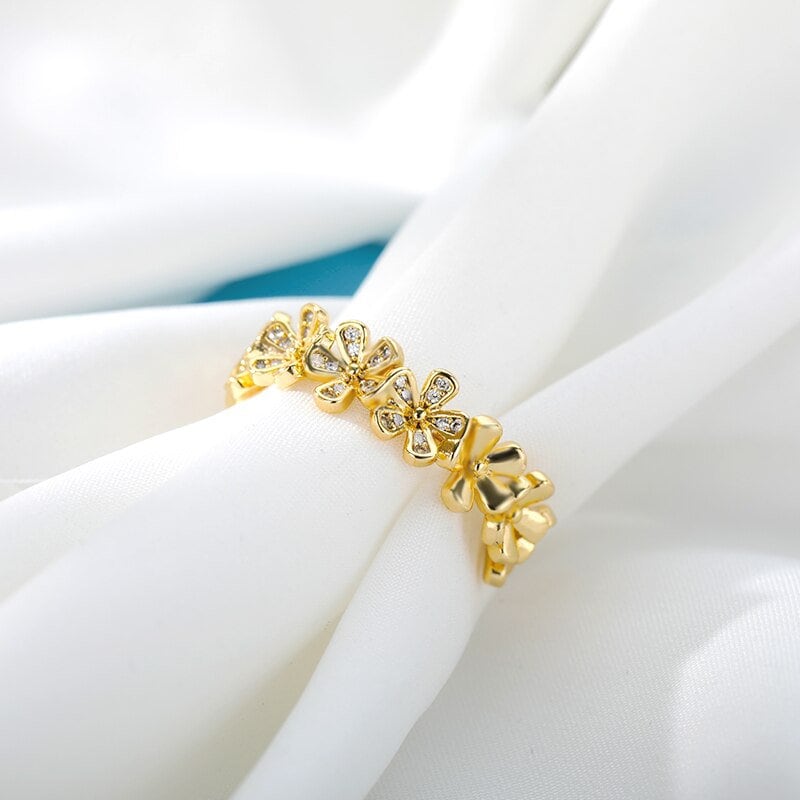 Hippie Flower Ring, Hippie Floral Ring, Gold Flower Ring, Gold Floral Ring, Flower Wrap Ring, Hippie Fashion Ring for Women, Gift for Her