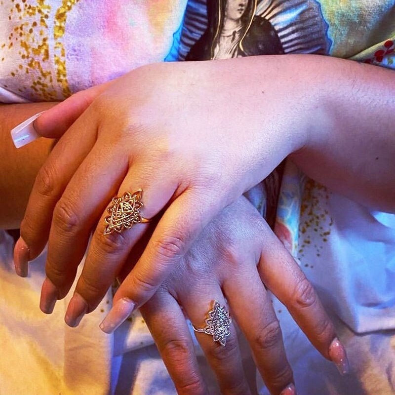 Gothic Floral Ring, 18K Gold Floral Ring, Gold Flower Ring, Elegant Gold Ring, Fashion Ring for Women, Gift for Her