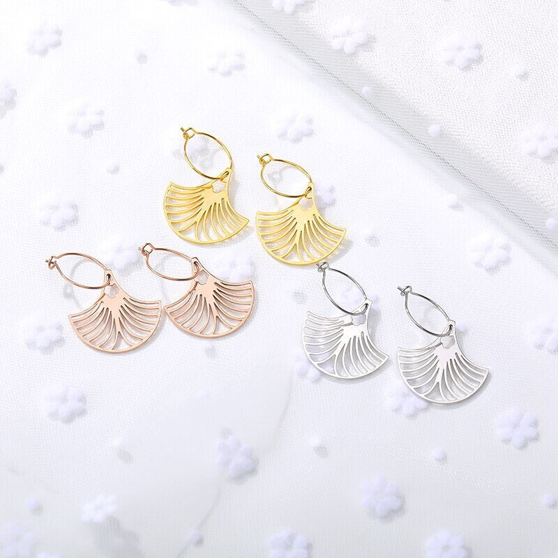 Boho Flower Hoops, 18K Gold Everyday Earrings, Dainty Minimalist Jewelry, Delicate Handmade Simple Accessories for Women, Gift for Her