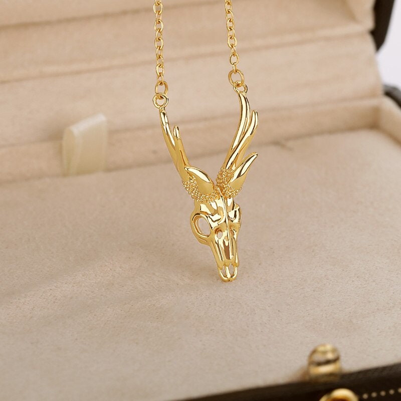 Punk Deer Skull Pendant, 18K Gold Layered Necklace, Gothic Dainty Minimalist Jewelry, Delicate