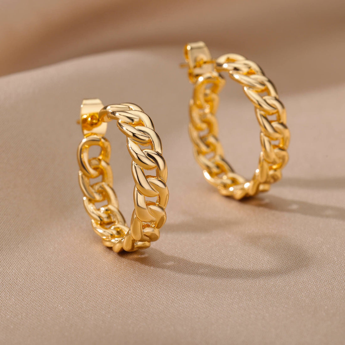 Punk Cuban Link Hoops, 18K Gold Everyday Earrings, Gothic Dainty Minimalist Jewelry, Delicate Handmade for Women, Gift for Her