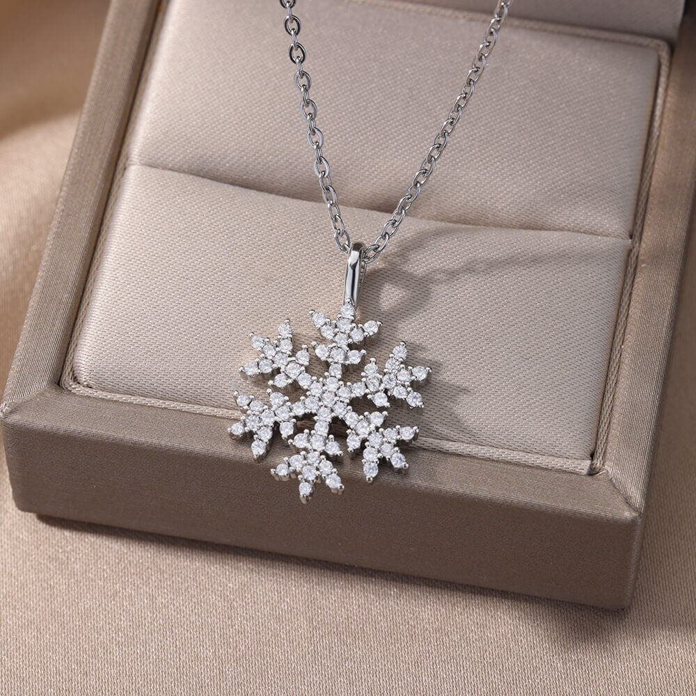 Boho Snowflake Charm Cute Pendant, Silver Layered Yogi Necklace, Dainty Minimalist Jewelry, Delicate Handmade for Women, Gift for Her