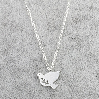 Punk Cute Dove Bird Pendant, 18K Gold Peace Necklace, Dainty Minimalist Accessories, Delicate Handmade Jewelry for Women, Gift for Her