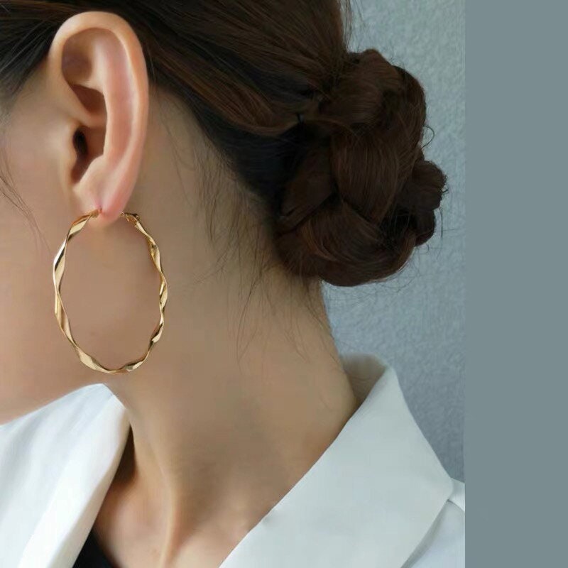 Dainty Twisted Hoops, Organic Hoop Earrings, 18K Gold Twist Hoop Earrings, Gold Organic Hoop Earrings, Minimalistic Hoops for Women