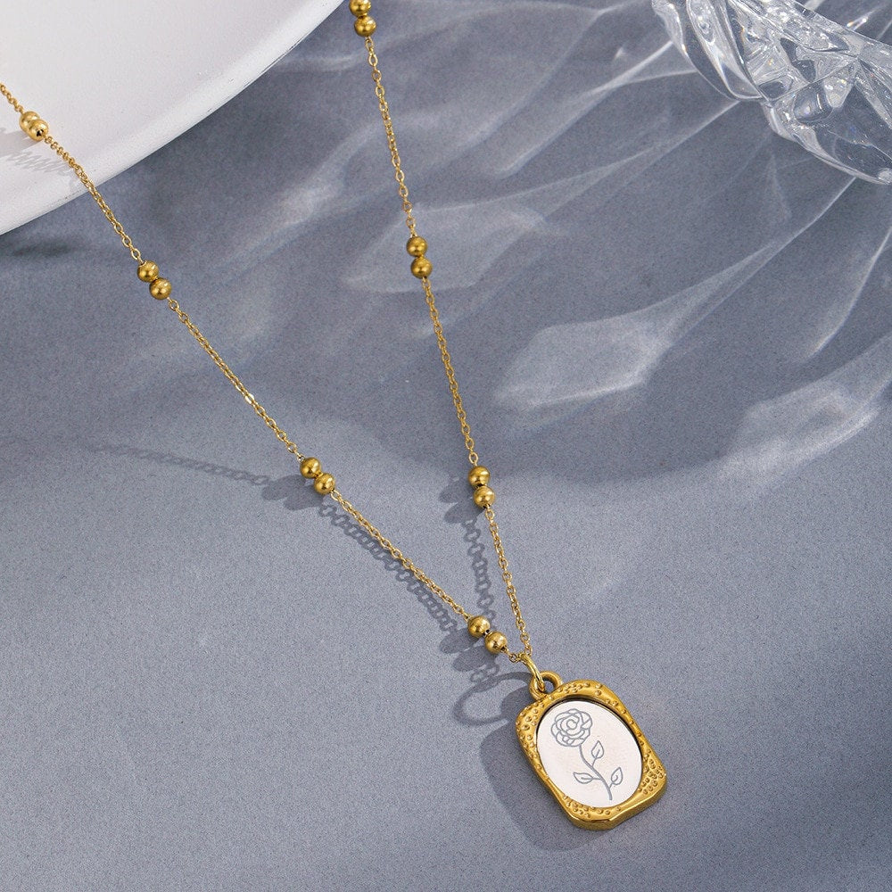 Dainty Birth Flower Pendant, Birth Flower Charm, Flower Month Pendant, 18K Gold Birth Flower Necklace, Flower Fashion Necklace for Women