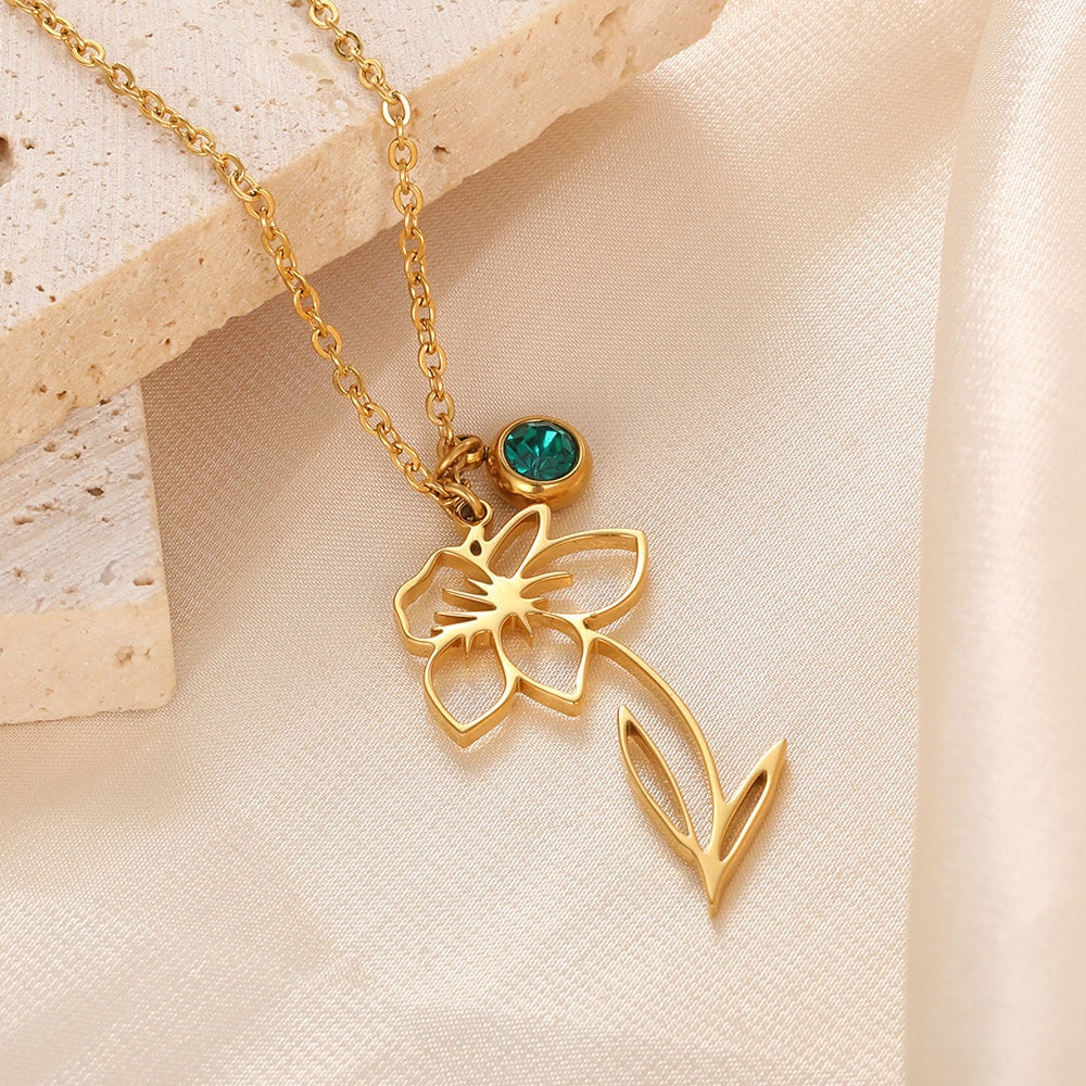 Dainty Birth Flower Pendant, 18K Gold Birth Flower Necklace, Flower Month, Dainty Flower Fashion Necklace for Women, Gift for Her