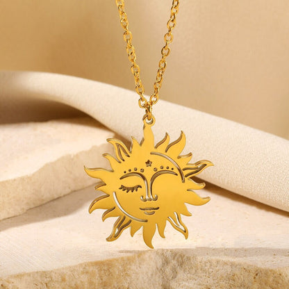 Gothic Sun Pendant, Gothic Sun Charm, 18K Gold Sun Necklace, Tarot Sun, Gothic Sun Fashion Necklace for Women, Gift for Her