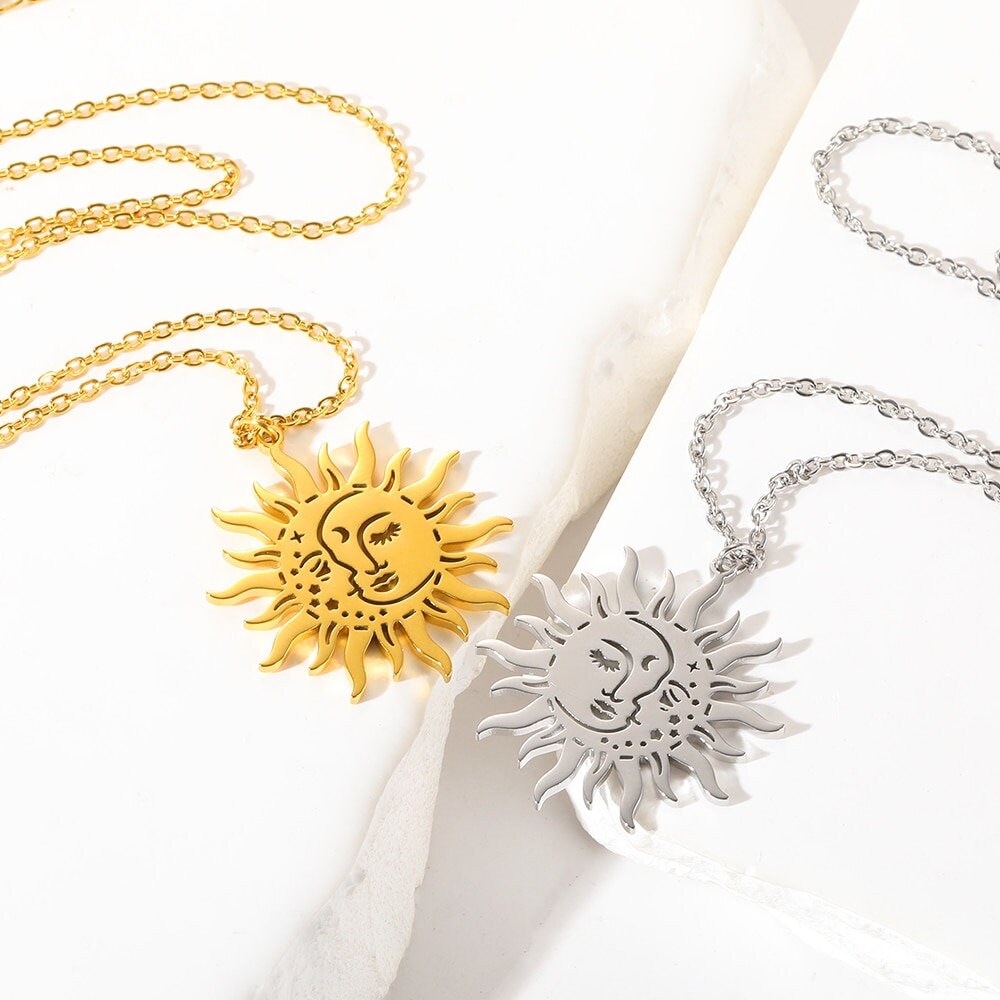 Gothic Sun &amp; Moon Pendant, Tarot Sun Moon Pendant, 18K Gold Tarot Necklace, Gold Moon Sun Necklace, Celestial Fashion Necklace for Women